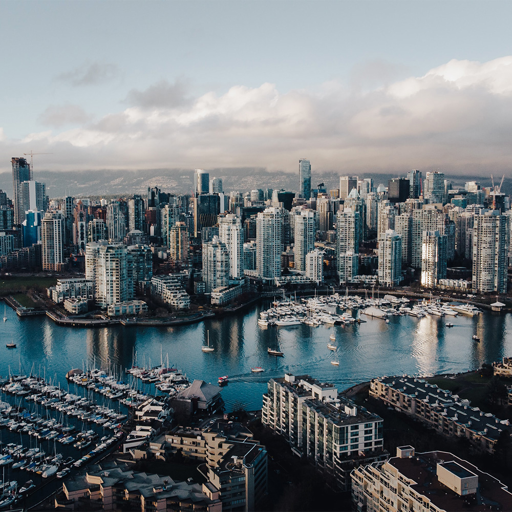 Vancouver, una de las principales ciudades de Canadá, y sede de muchos de los programas de CO-OP, disponibles con nosotros. Sin duda, una bella ciudad, para convertirse en tu próximo hogar. 